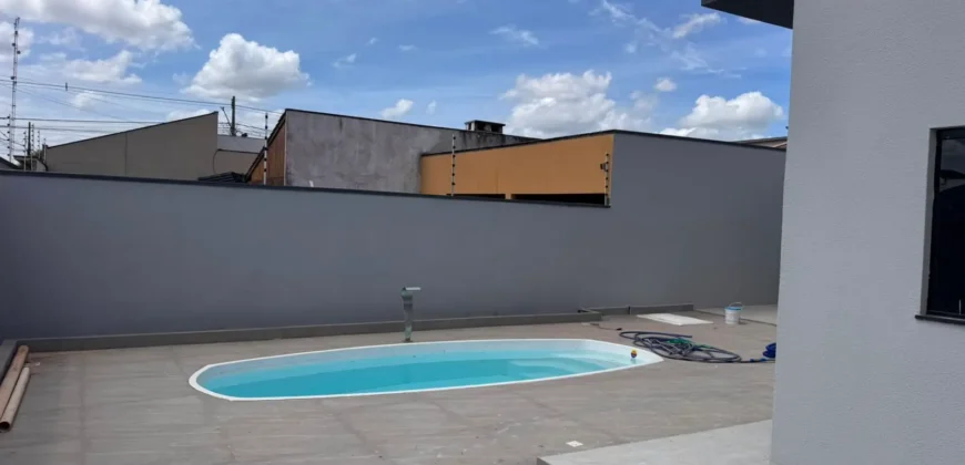 Casa Com Piscina